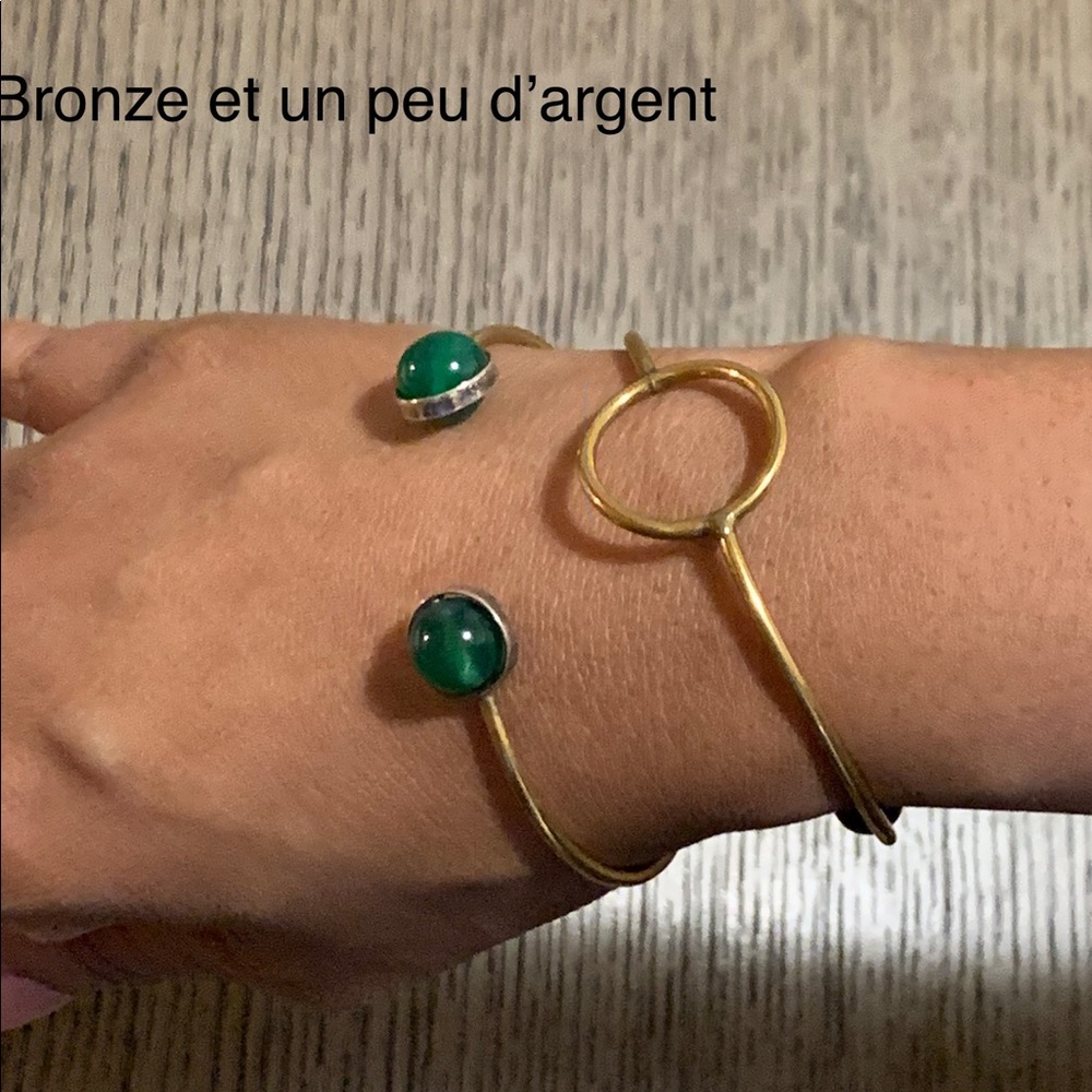 Bracelets - Picture 4 of 4